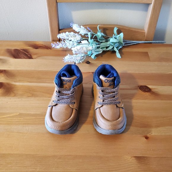OshKosh - Toddler Hiker Boots  Size 4 Brown - Picture 10 of 10